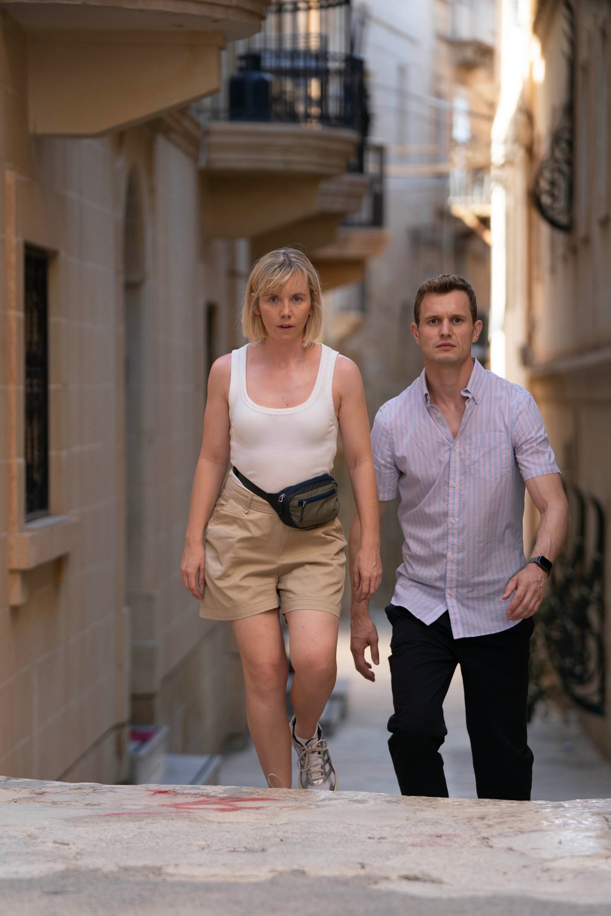 Lauren Lyle as Karen Pirie and Chris Jenks as DC Jason Murr